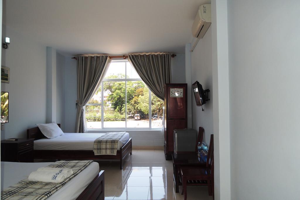 Quang Nhat Hotel Nha Trang Room photo